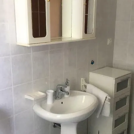 Manu Apartment *